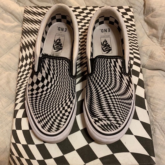 Vans Shoes - Vertigo Checkered Vans sz 6.5M/8W
